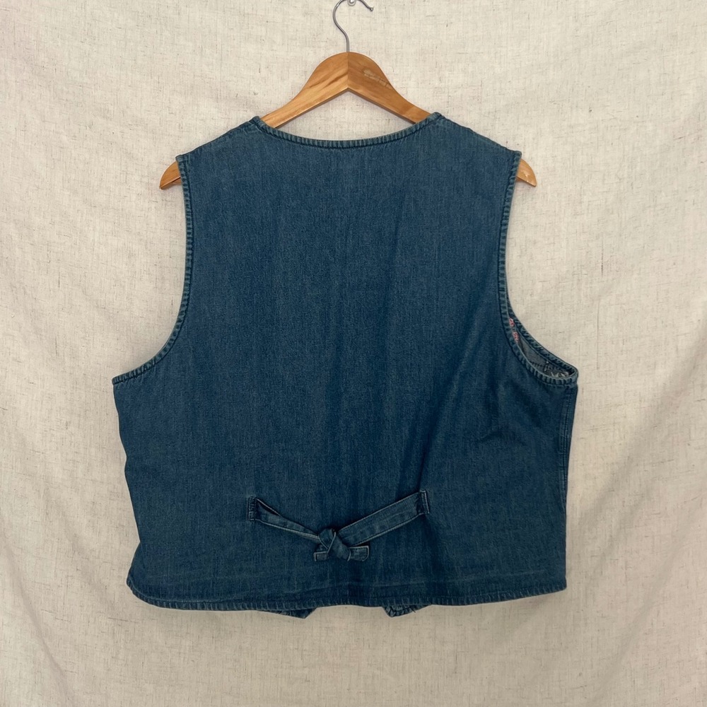 Vintage Van Heusen Floral Embroidered Denim Vest Cottagecore Women's XL - Picture 2 of 6